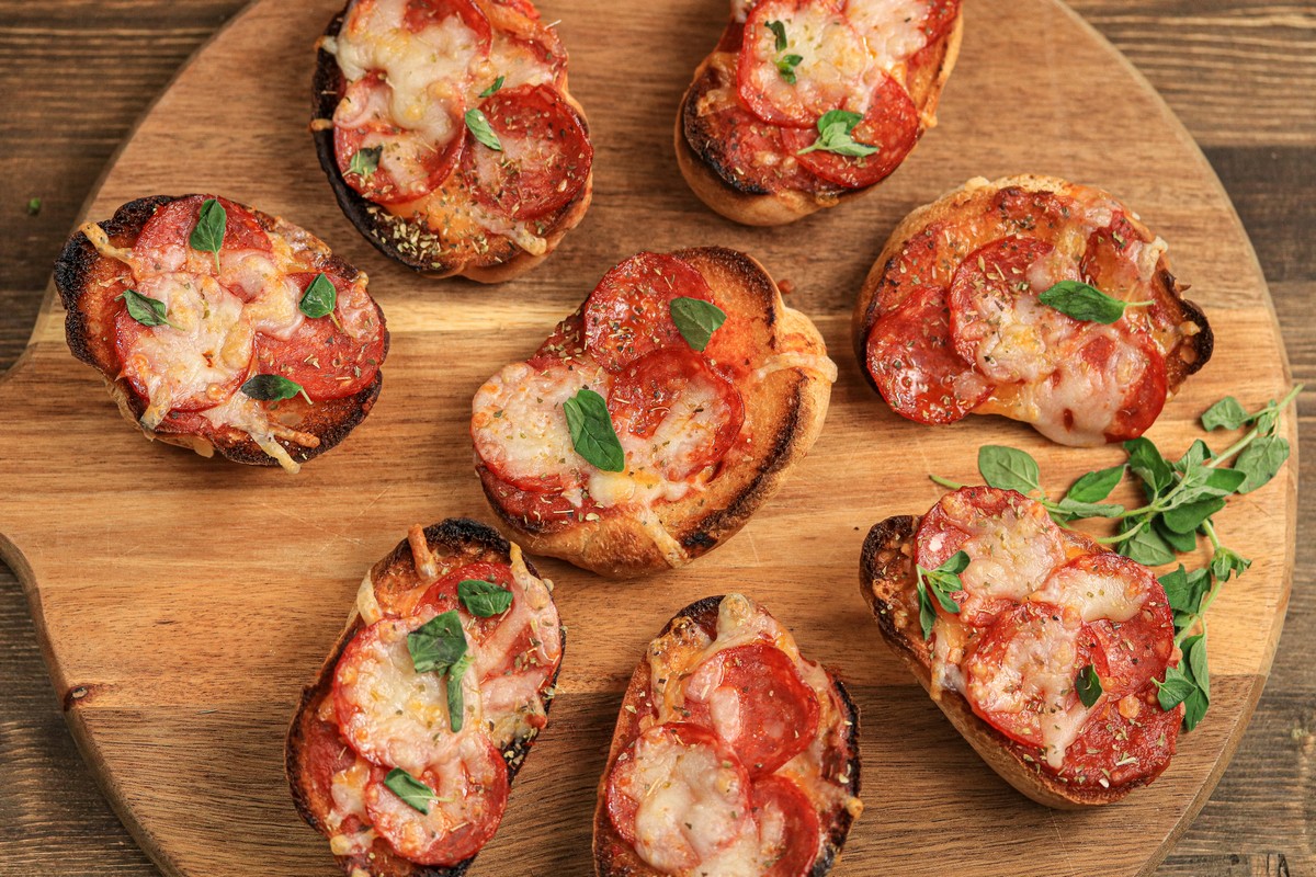 gluten-free dinner rolls pepperoni Pizza sliders