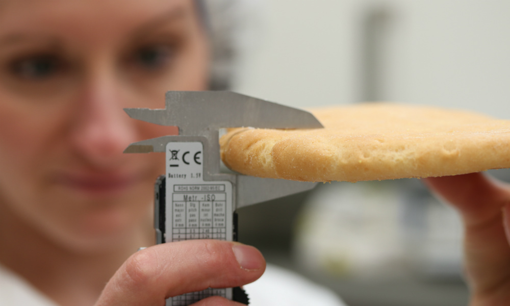 Mandi measures gluten free pizza crust