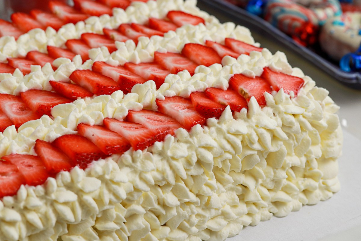 gluten-free 4thJuly Celebration Cake