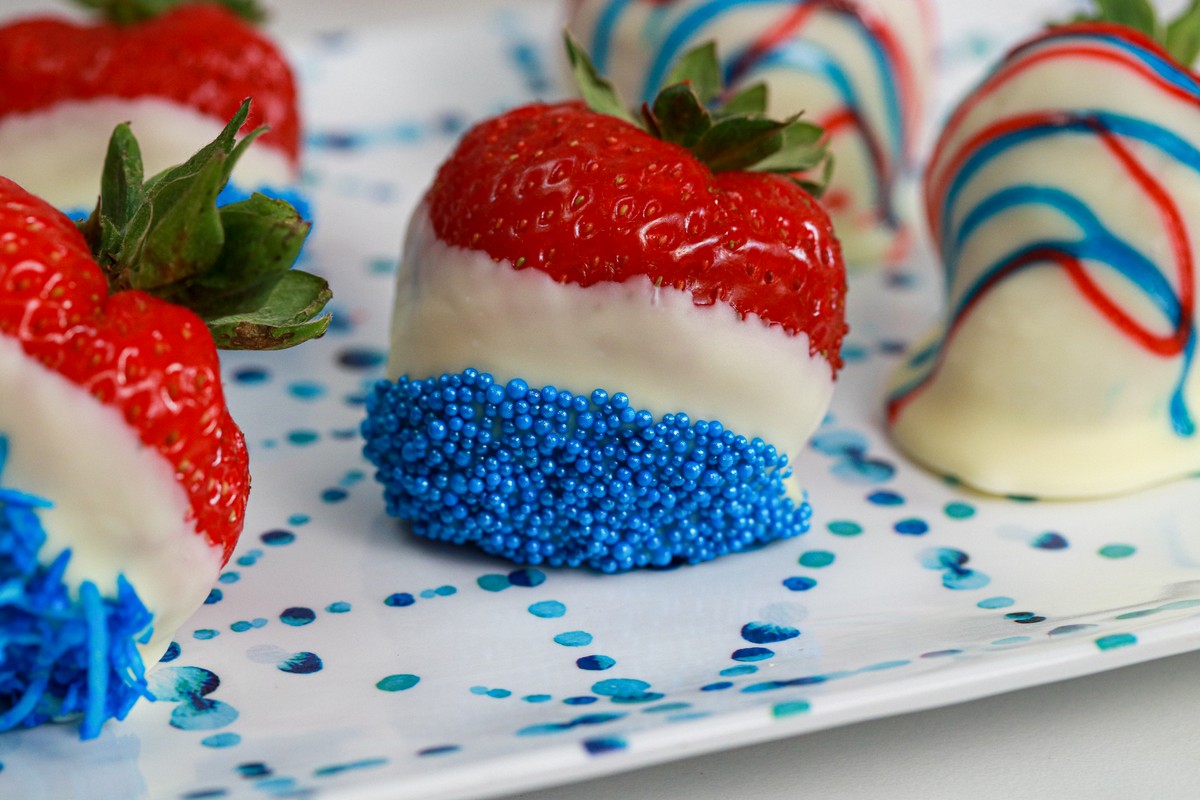 4th July Independence Day gluten-free chocolate covered strawberries