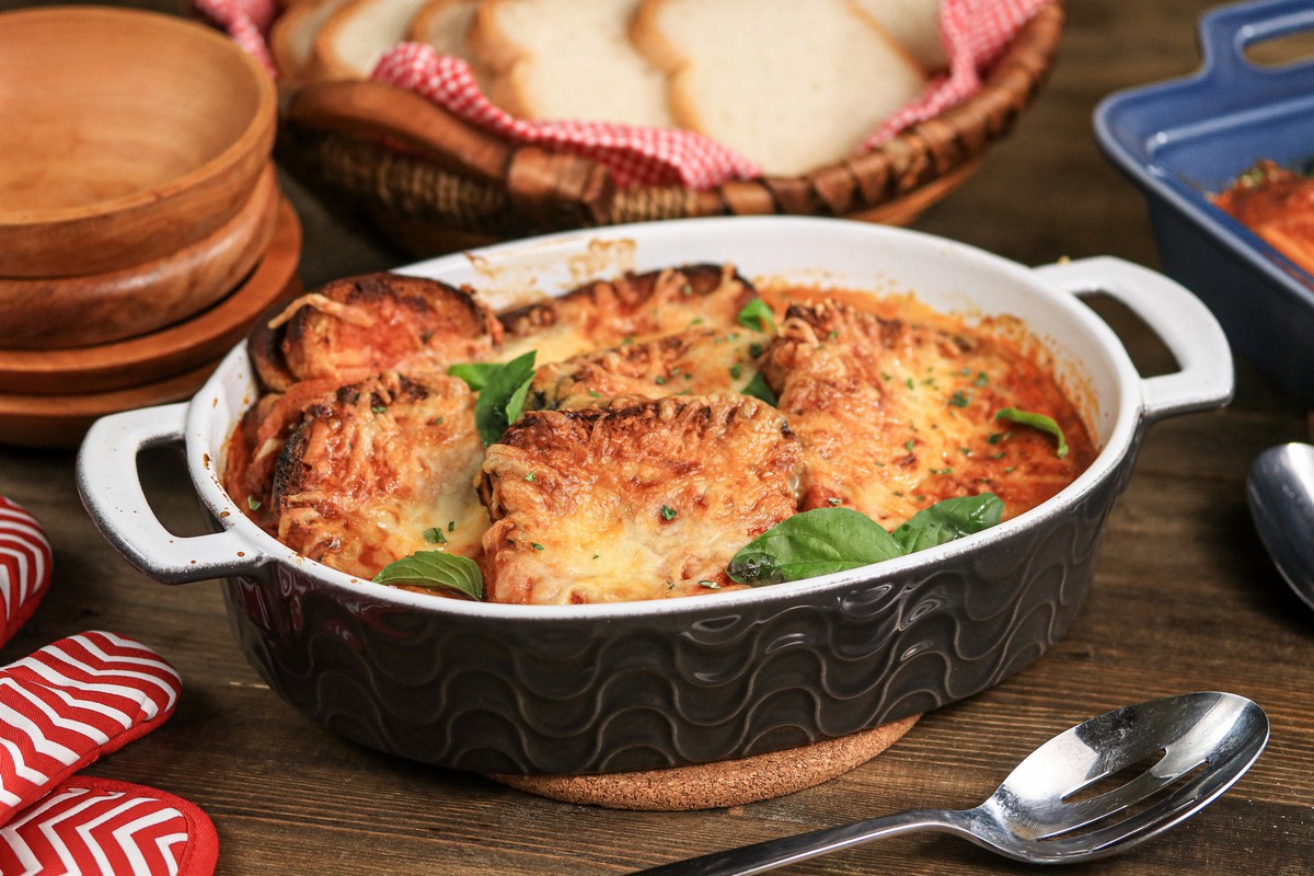 Grilled cheese tomato soup bake