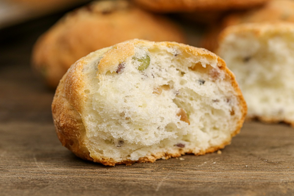 Bread Harvest Gluten-free Bun close up for texture