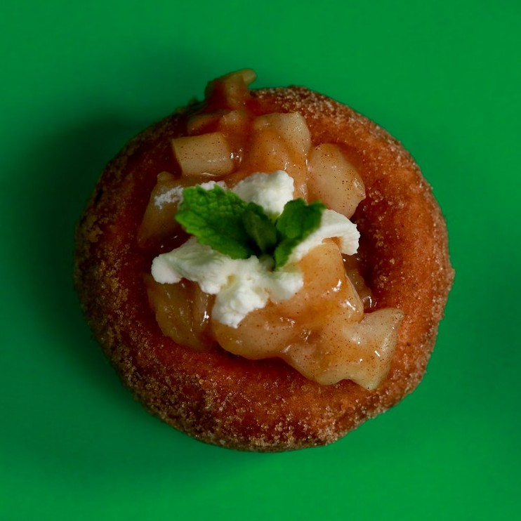 gluten-free donut apple cinnamon sugar 