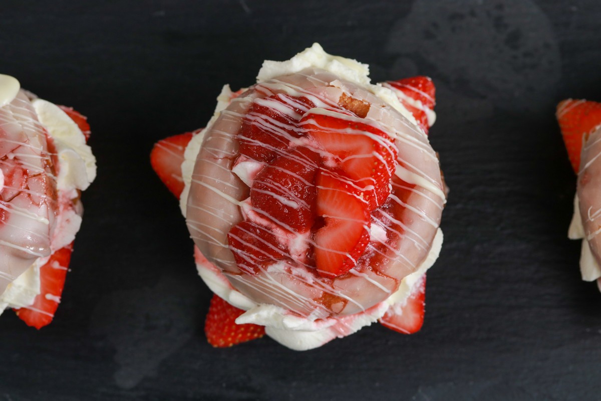 Gluten-free Vanilla Donut Strawberries & Cream