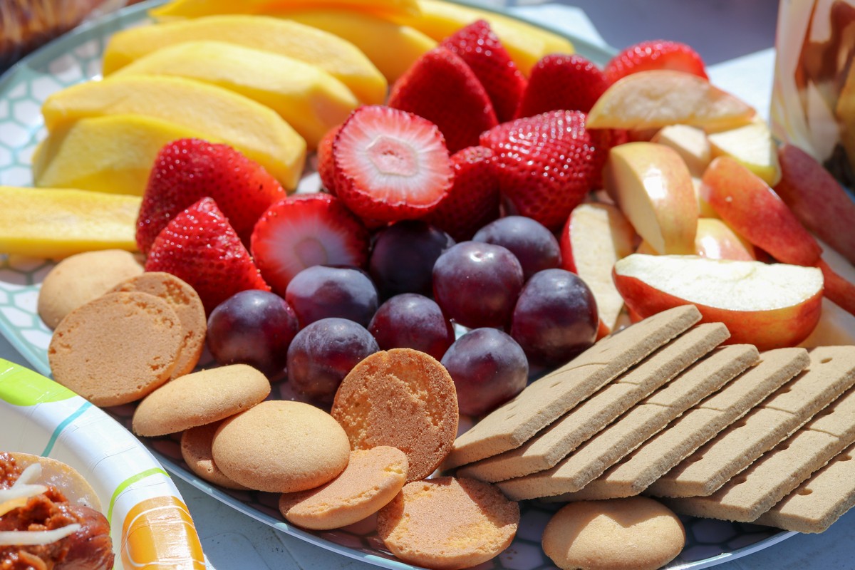 Fruit plate with Smoreables Gluten Free Cracker