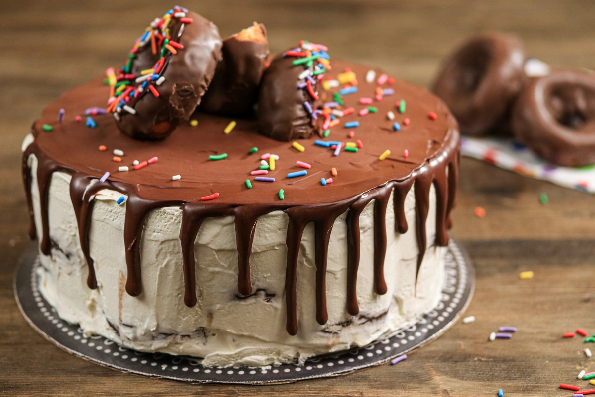 gluten-free stacked donut cake