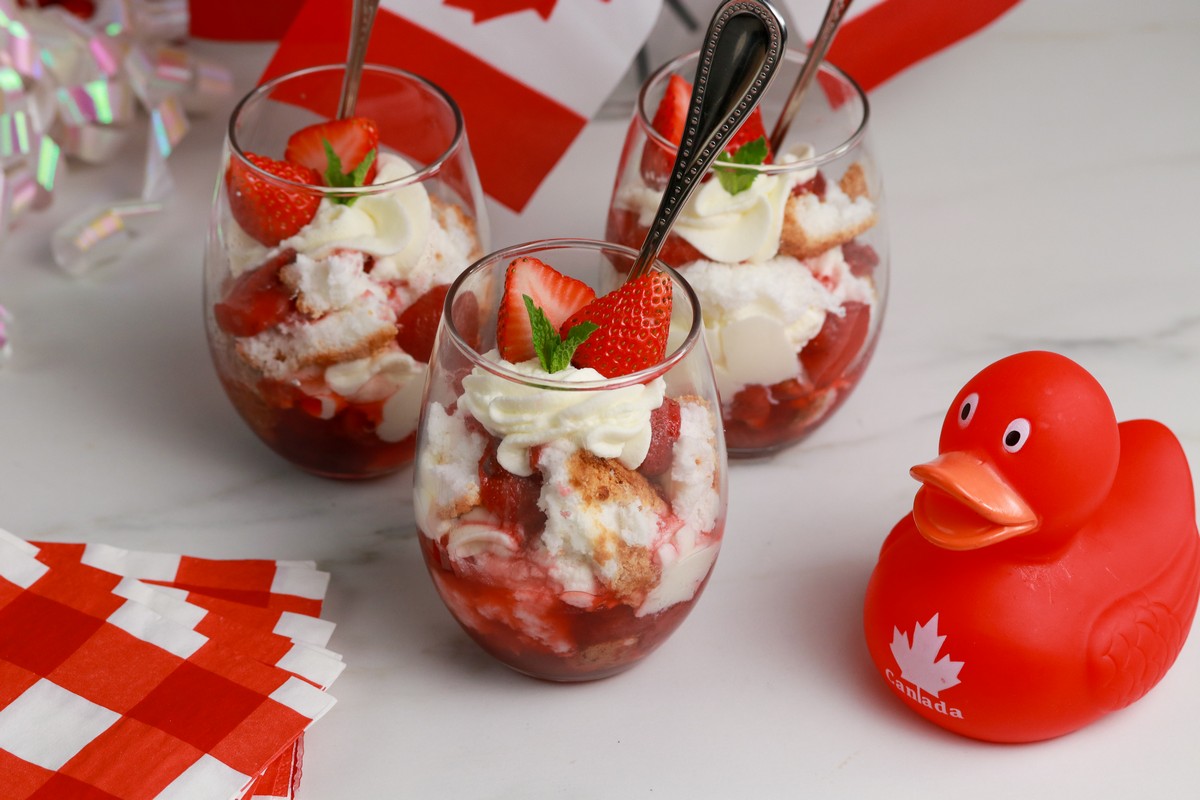 gluten-free strawberries & cream parfait