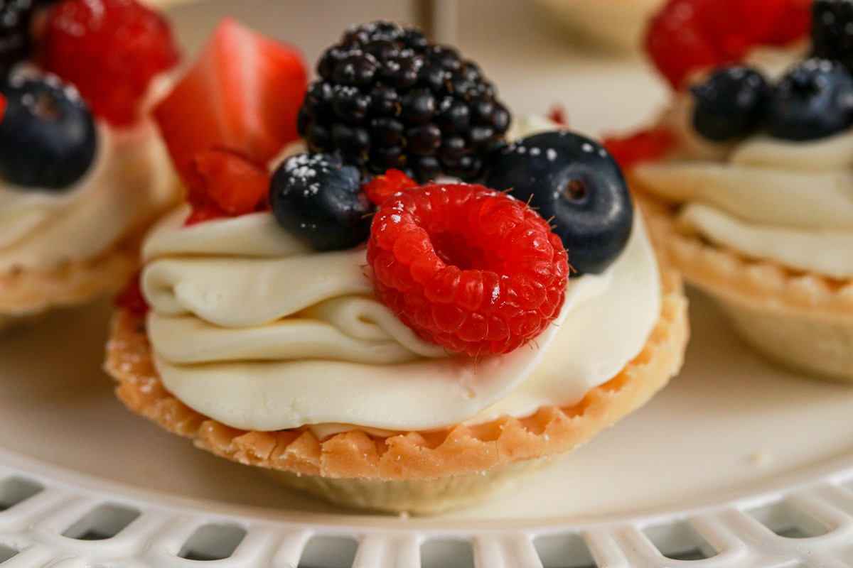 gluten-free strawberry mascarpone tarts