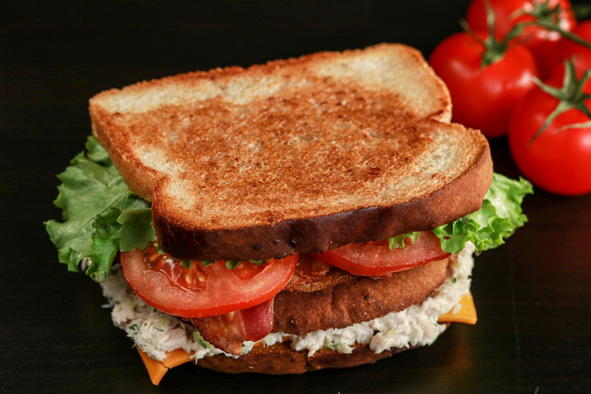 Gluten-free Wide Loaf Tuna Clubhouse Sandwich
