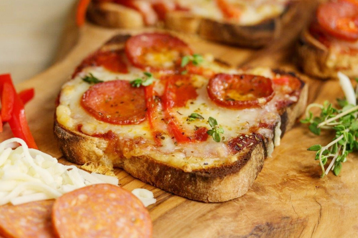 Pepperoni Pizza Toast