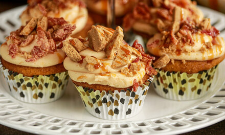 Gluten-Free Pumpkin Cupcakes with Salty Bacon Graham Crumble 